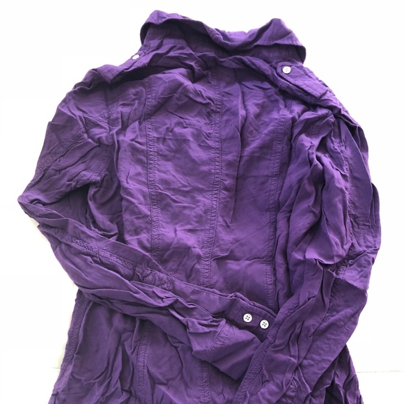 Express button down top - Picture 3 of 3